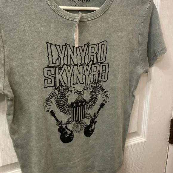 Lynyrd Skynyrd Graphic Green Baby Tee - Picture 5 of 7